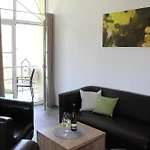 Ferienweingut Hansjosten *