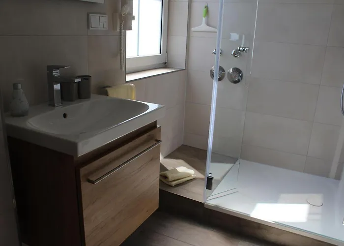 Ferienweingut Hansjosten * Longuich